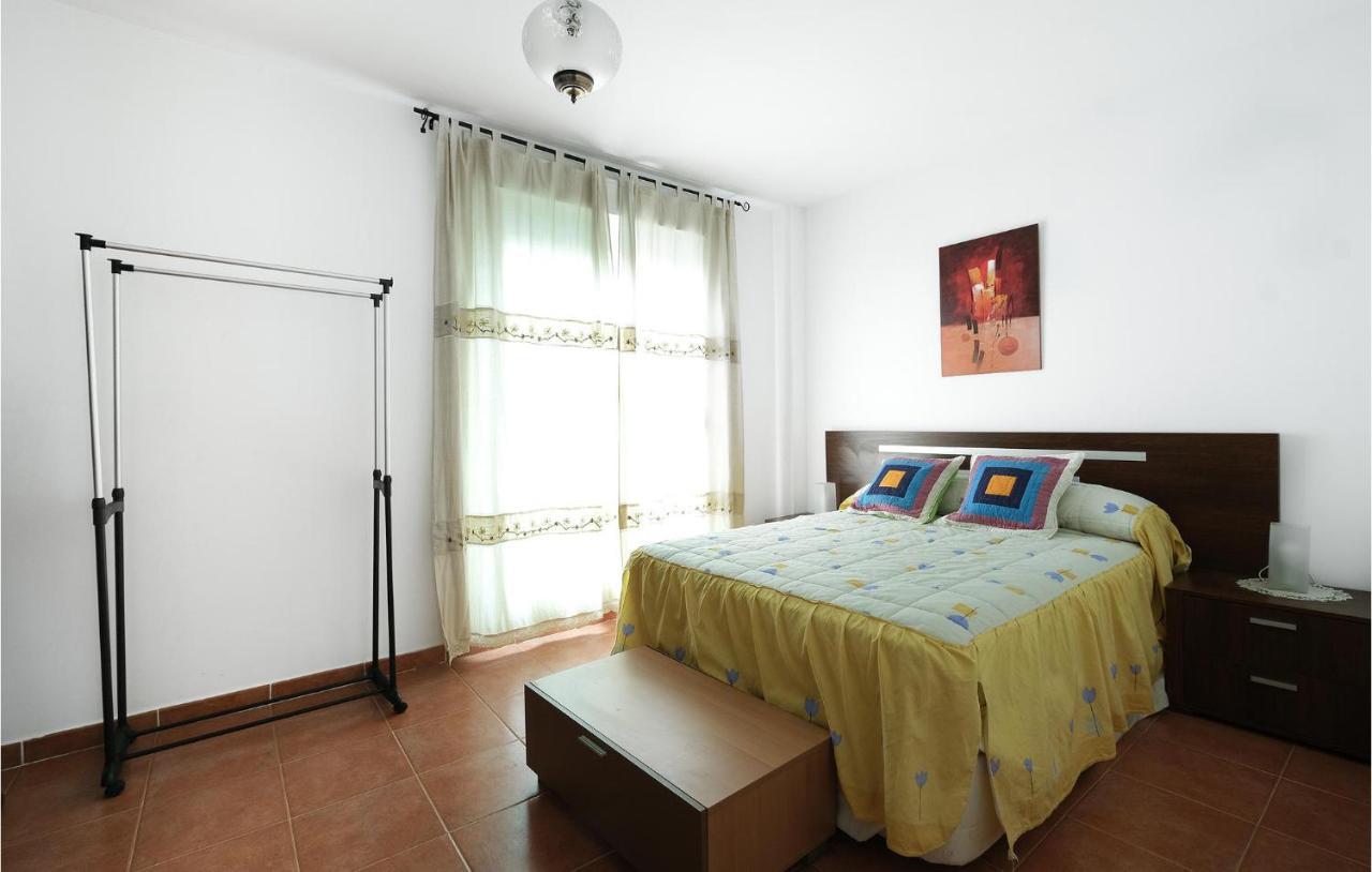 3 Bedroom Awesome Home In La Algaba Extérieur photo