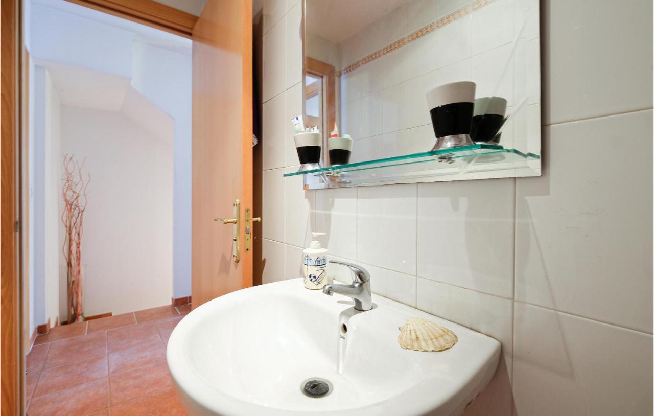 3 Bedroom Awesome Home In La Algaba Extérieur photo
